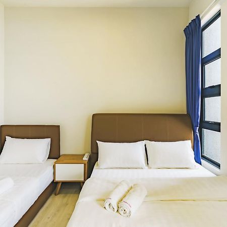 Full Seaview 2R1B Condo For 6Pax In Кота Кинабалу Екстериор снимка